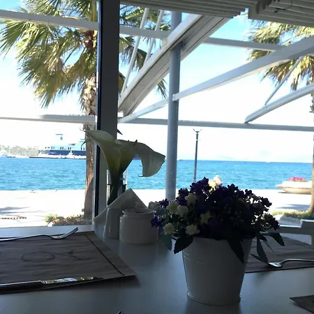 Oglakcioglu Otel Çeşme