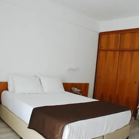 Oglakcioglu Otel Çeşme